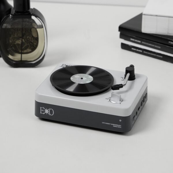 13TH ANNIVERSARY MD - TURNTABLE BLUETOOTH SPEAKER 08