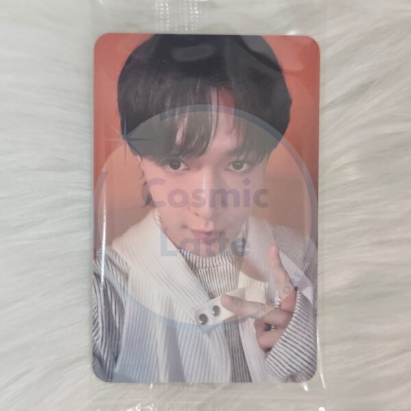 LAY [Reverxe] POB Ktown4u